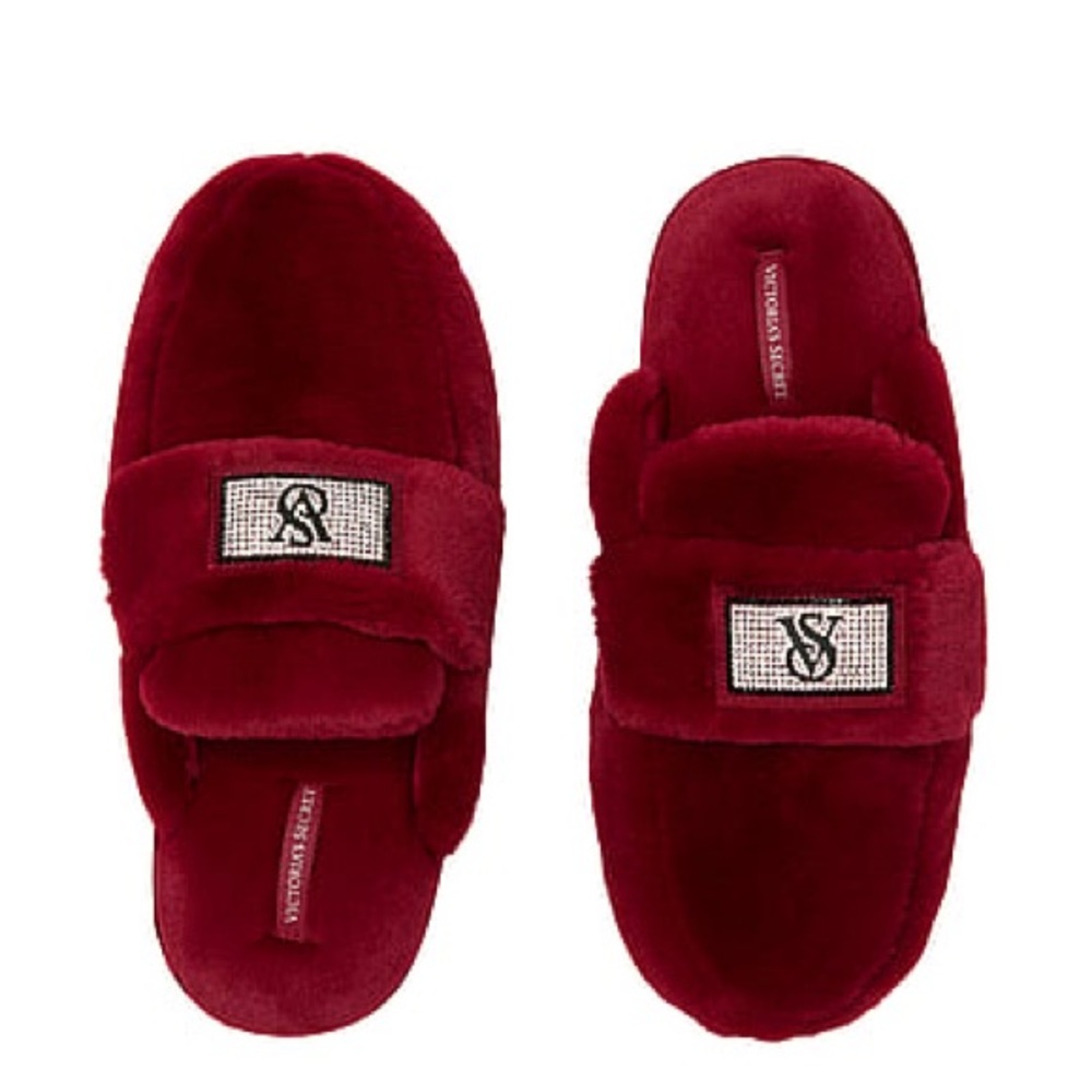 Victoria's Secret Ruby Red Plush Logo Patch Slippers